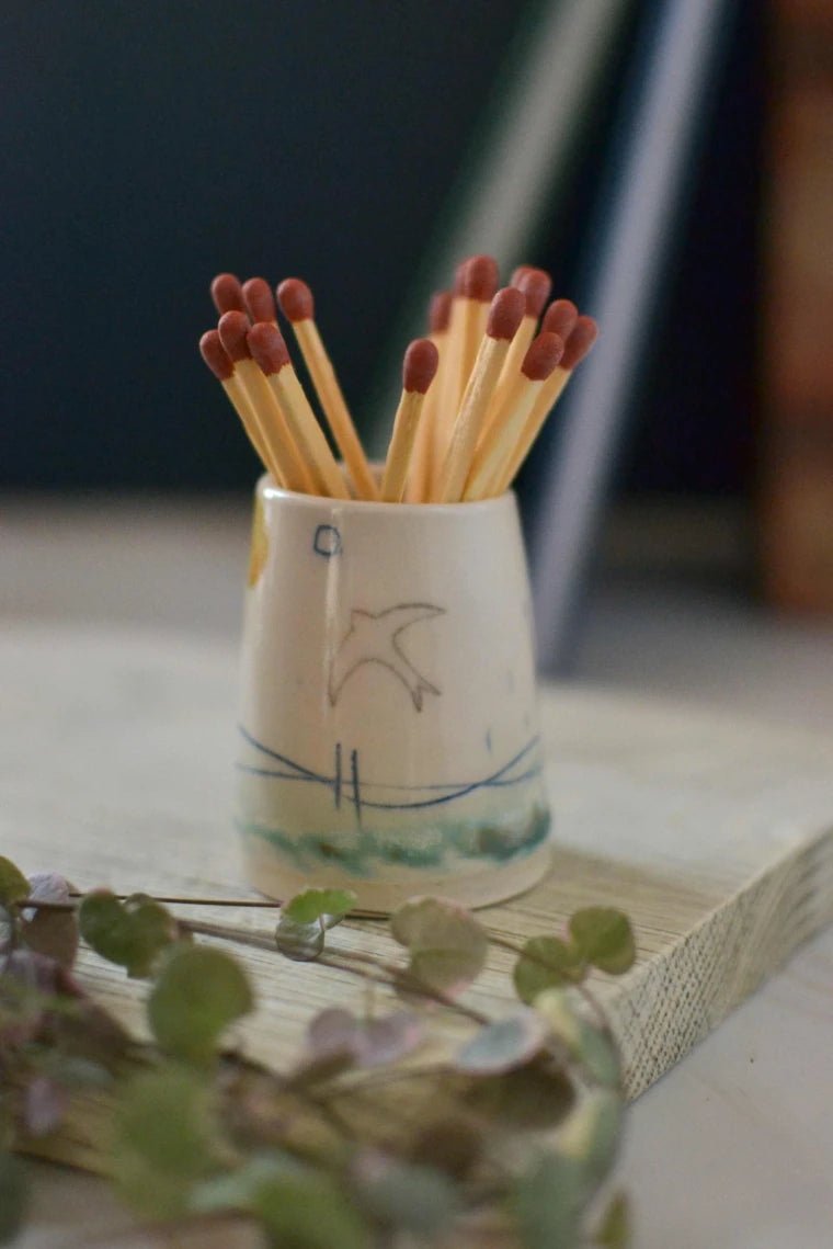 Ceramic handmade striker pot complete with matches - Swift design